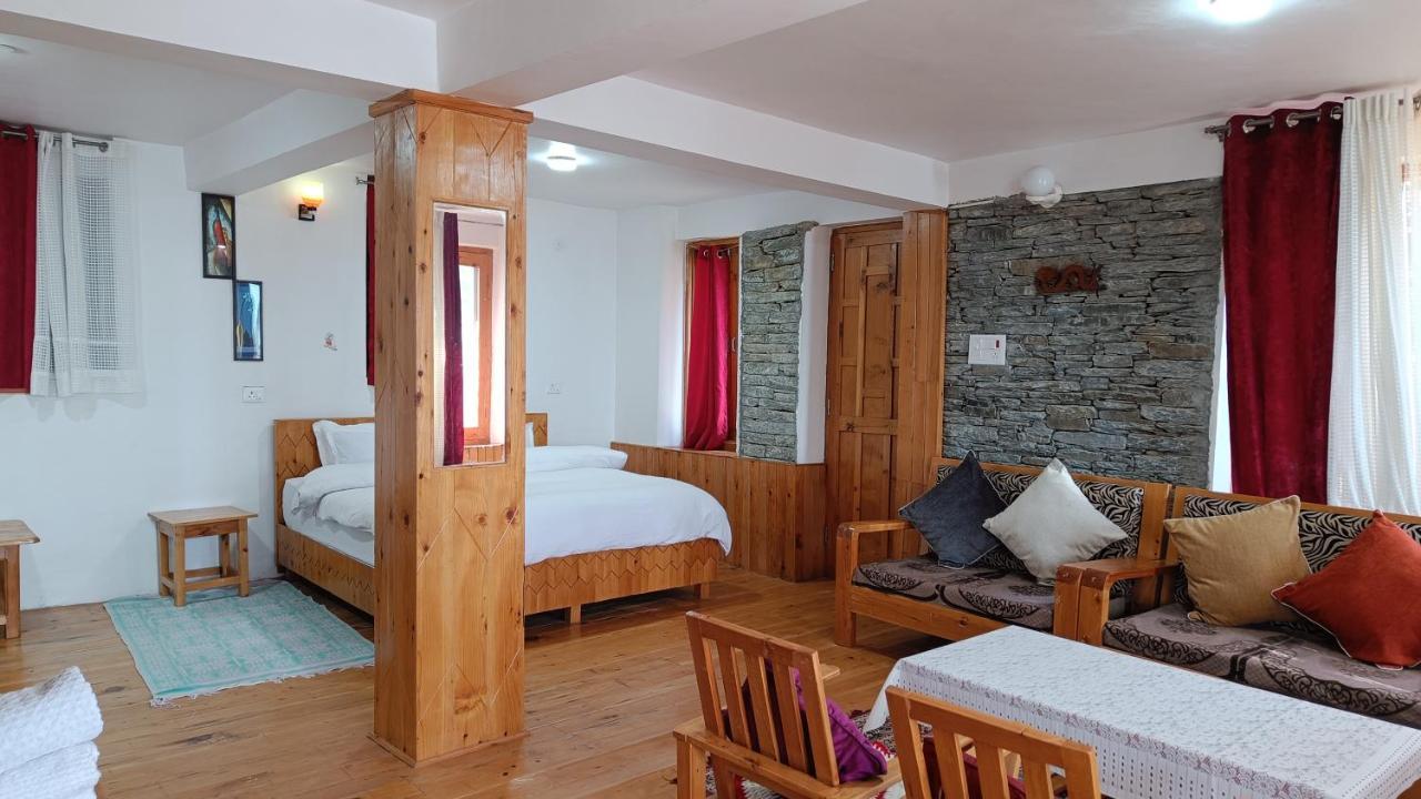 Ishan Log Huts-A Boutique Home Stay Banjār 外观 照片