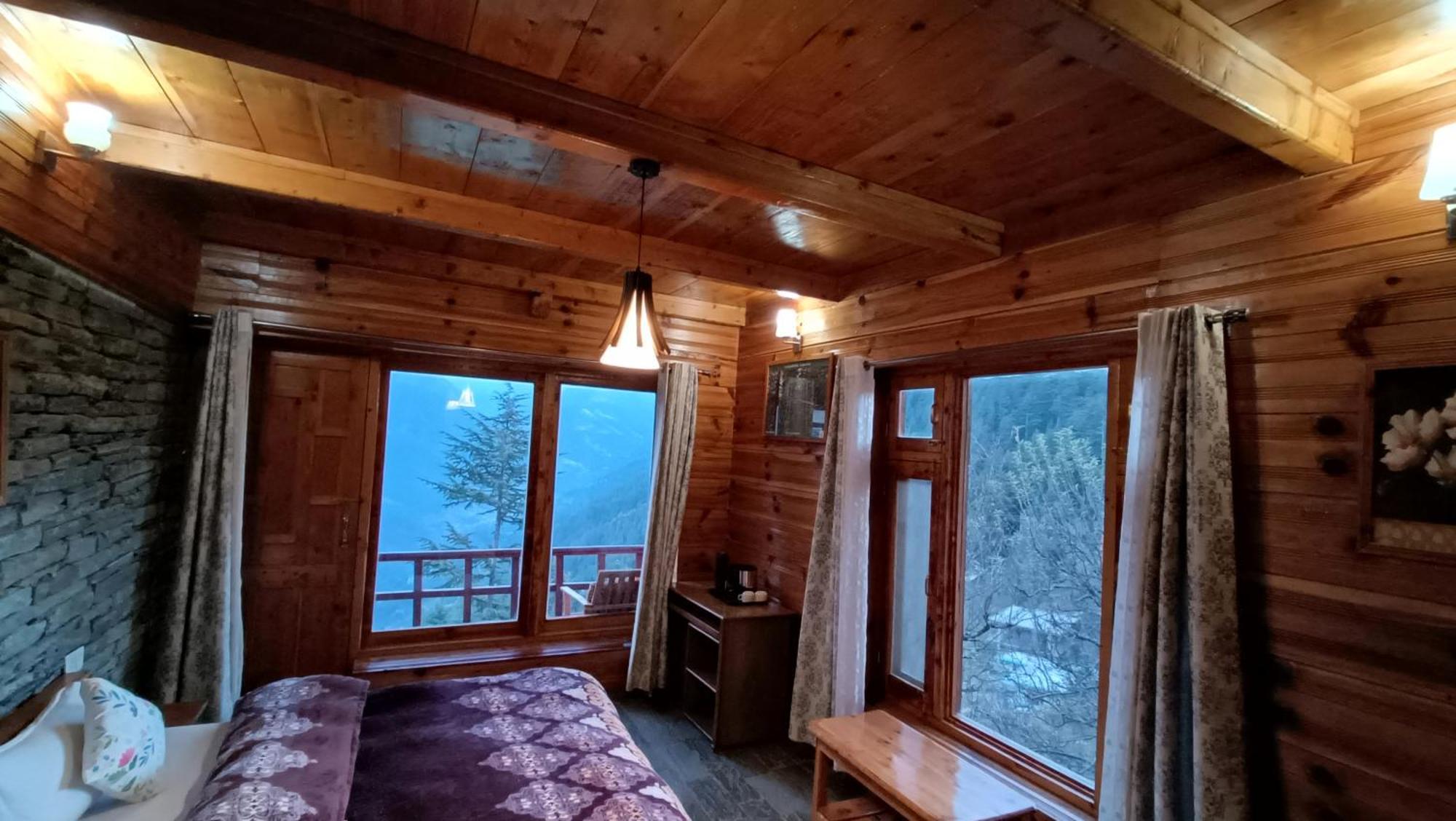 Ishan Log Huts-A Boutique Home Stay Banjār 外观 照片