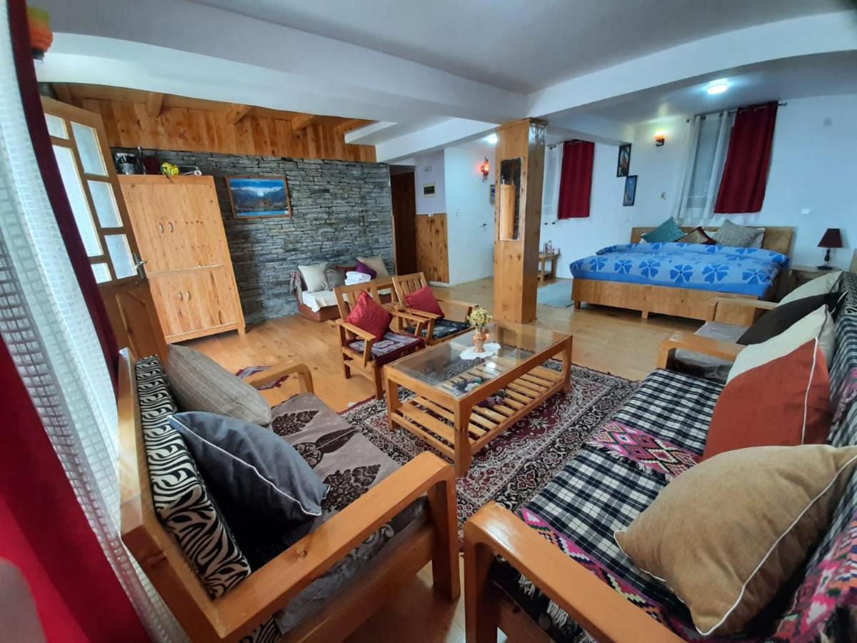 Ishan Log Huts-A Boutique Home Stay Banjār 外观 照片